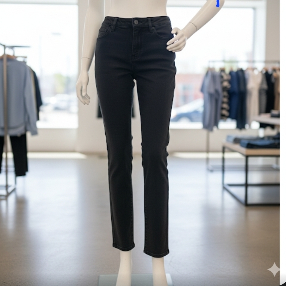 NYDJ  Black Skinny Jeans, Leggings, 8P, GUC ✔️